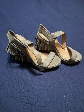 wedge heel sandals